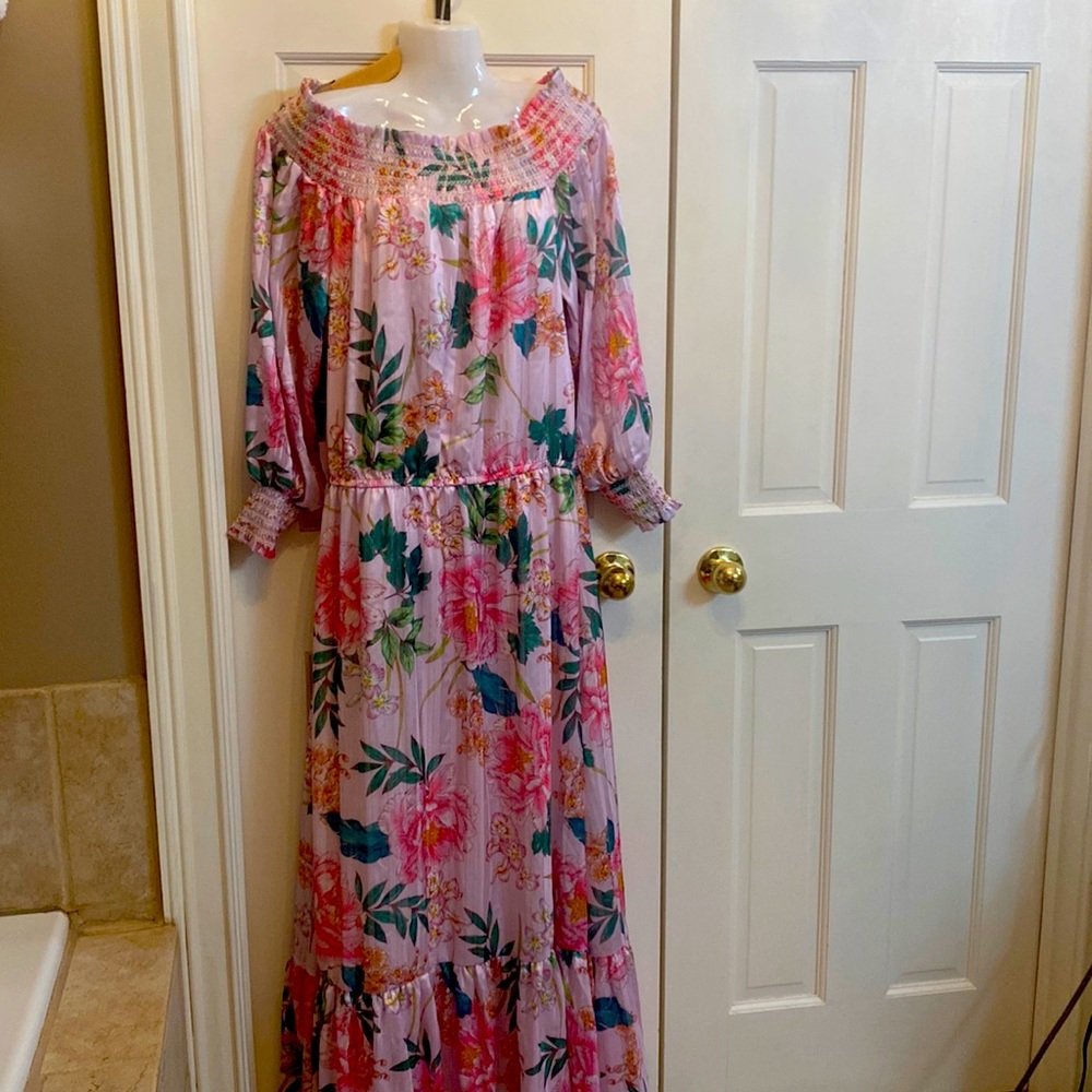 Boston Proper floral pink maxi dress. Size L